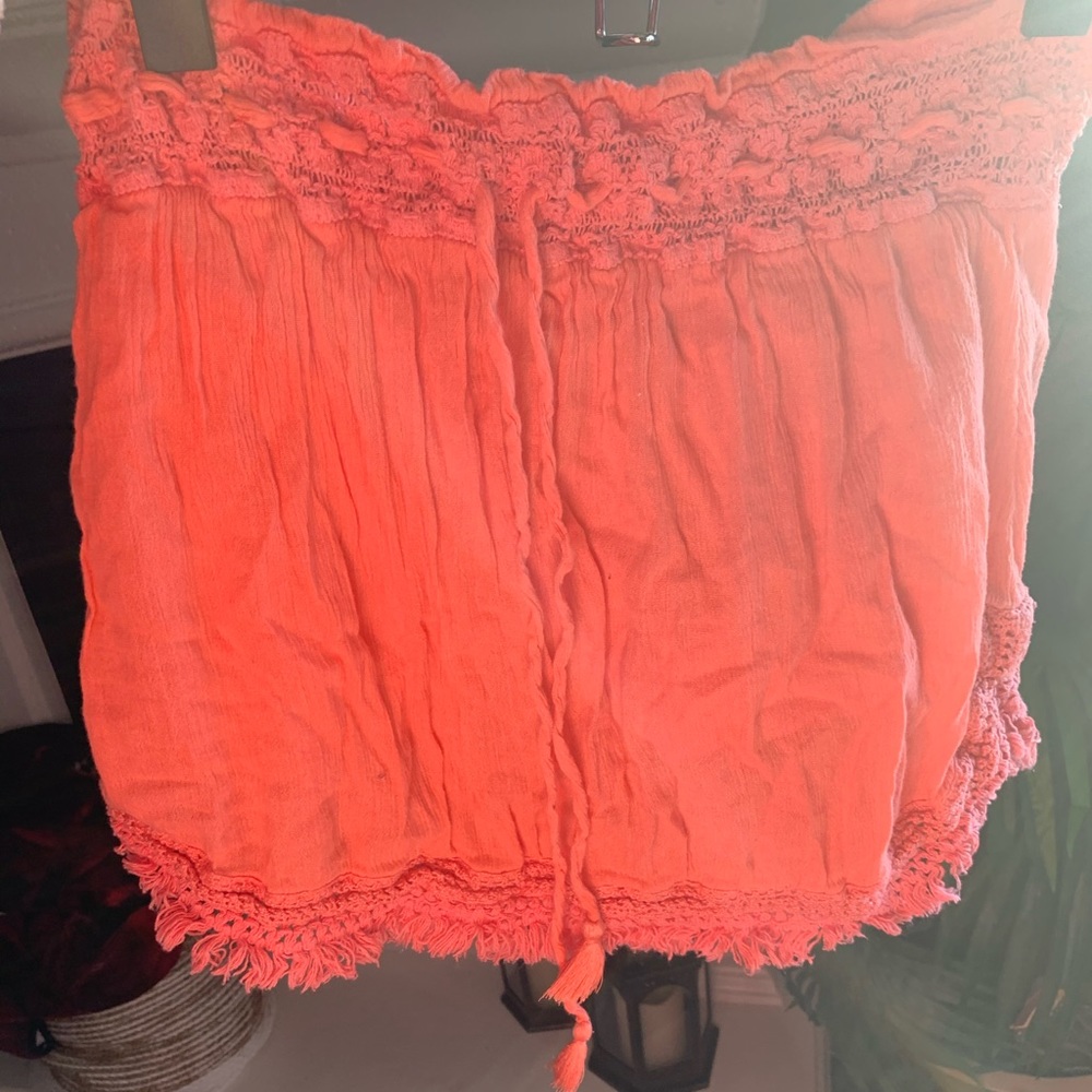 Aerie coral colored skirt